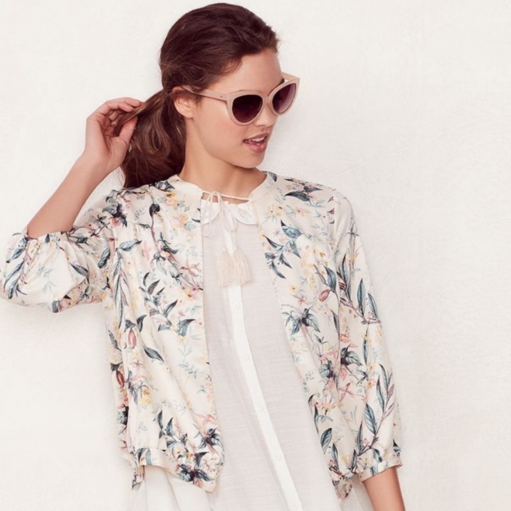 Lauren Conrad Tea Room Dream Tassle Tie Kimono Top NWT Size Large